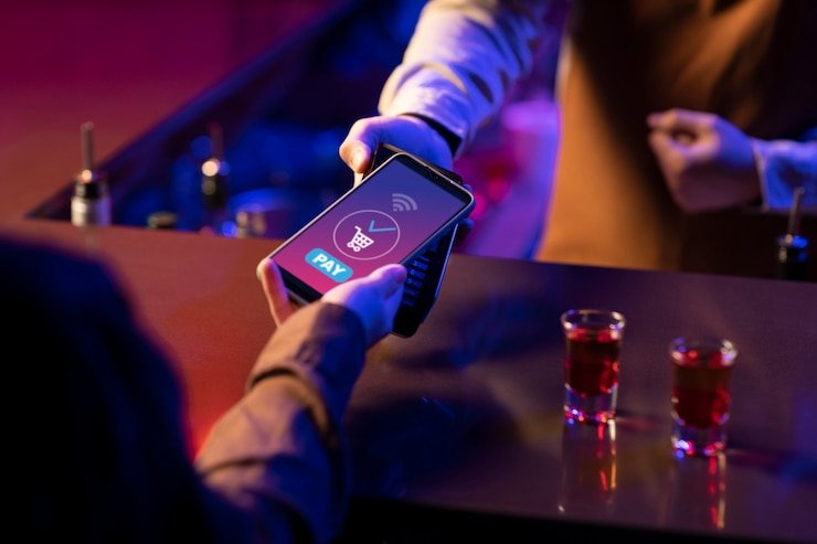 Antarmuka Texas Hold'em Bonus di perangkat mobile dengan dealer langsung